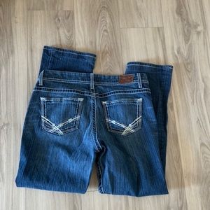 BKE Payton boot. Length 29 in, Waist 34 inches.